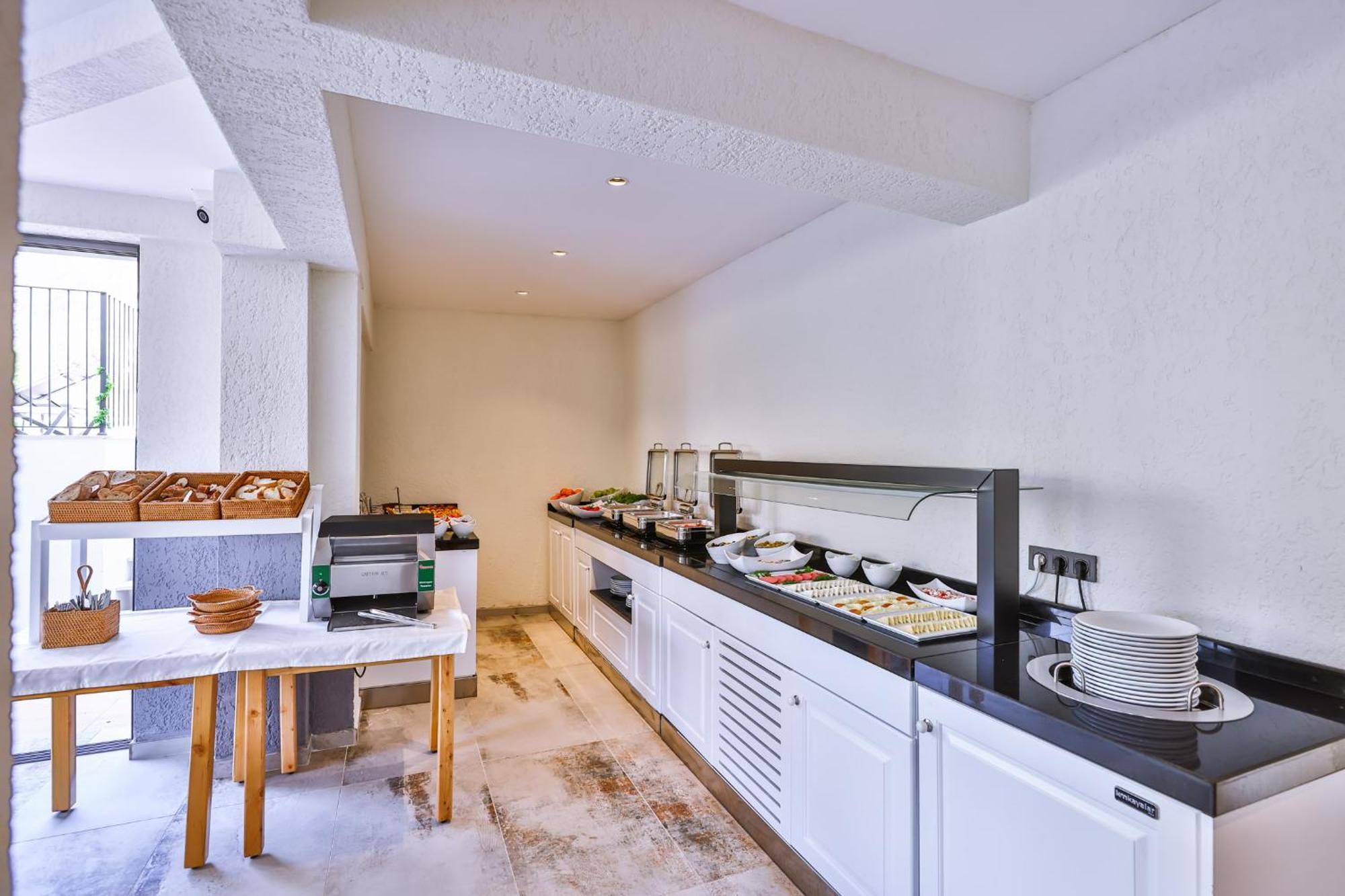 Kas Athena Hotel Экстерьер фото