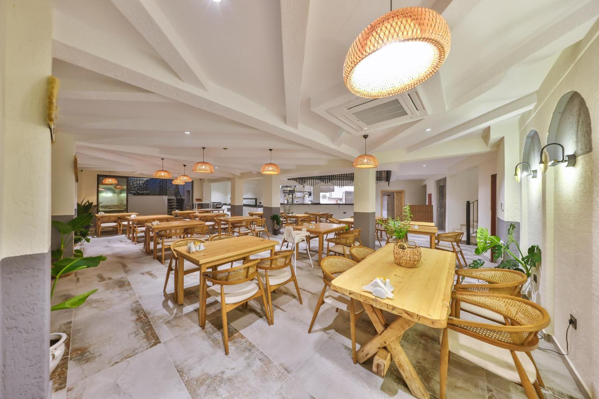 Kas Athena Hotel Экстерьер фото