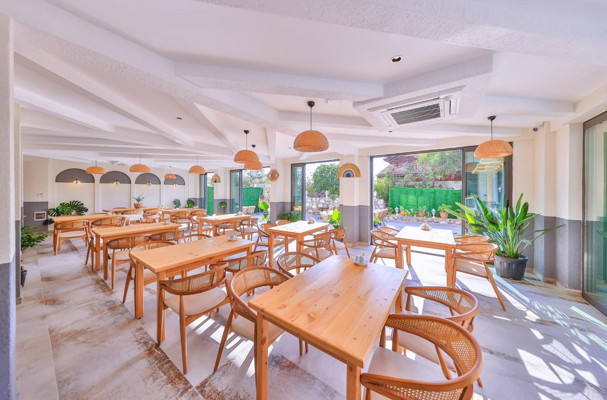 Kas Athena Hotel Экстерьер фото